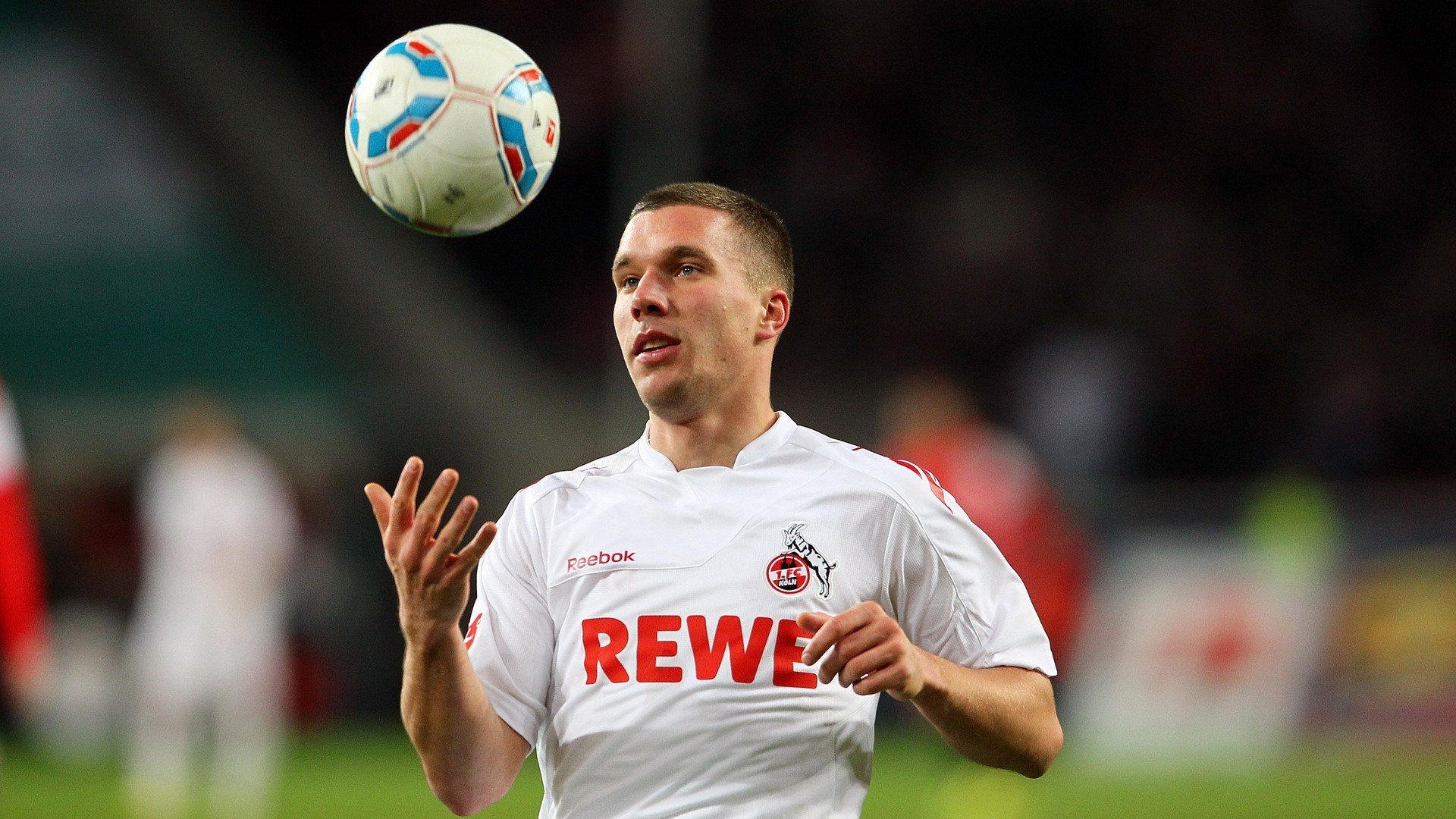 传奇球星的“新使命”：从球场到公益的全面转型，球星公司